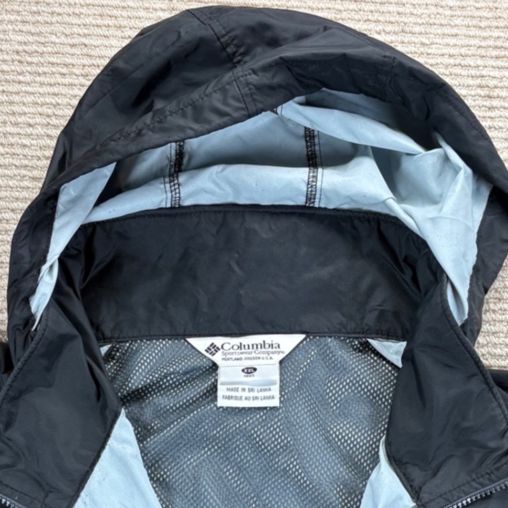 Columbia Windbreaker Mens XXL Rain Jacket Black Gray Packable Gorpcore Hiking - Picture 2 of 15